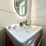 Komfortables Innenstadt-apartment Wolf - Zentrumlage Ζανκτ Πέλτεν