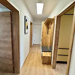 Komfortables Innenstadt-apartment Wolf - Zentrumlage Διαμέρισμα
