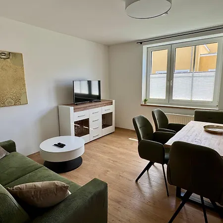 Komfortables Innenstadt-apartment Wolf - Zentrumlage Apartamento *
